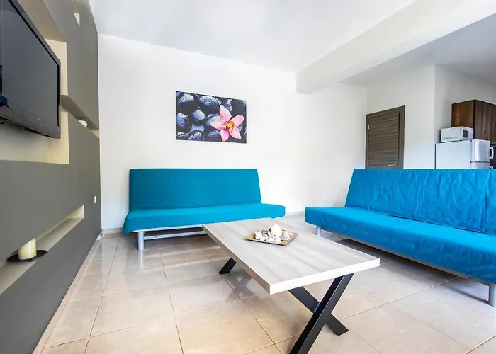 Onites Elegant 公寓 *